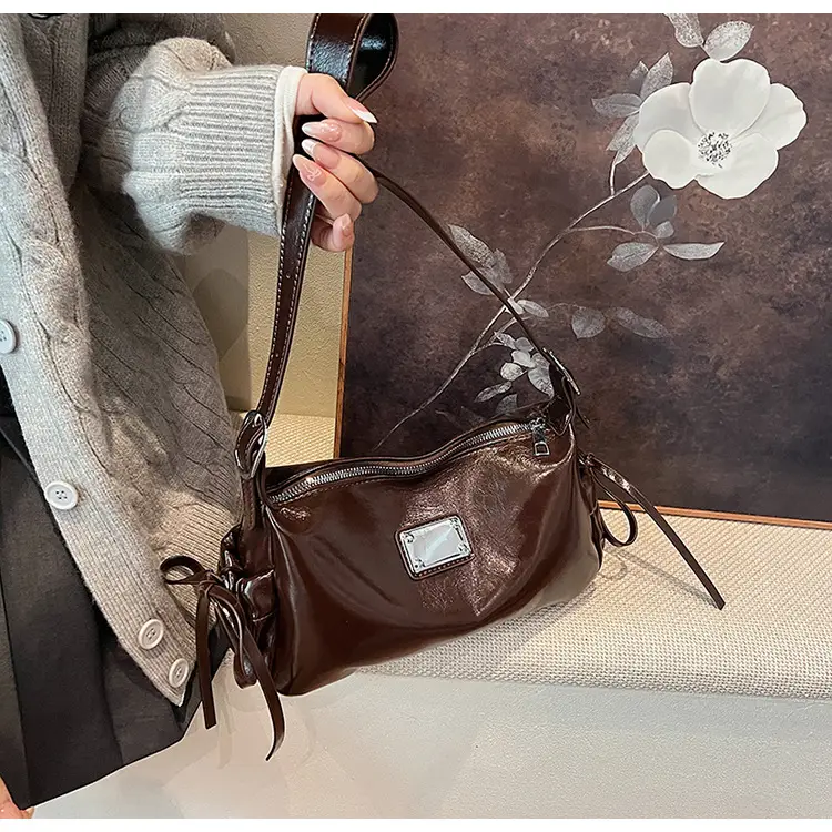 Women Crossbody Bag Black Leather 2026 New Model — feature 10
