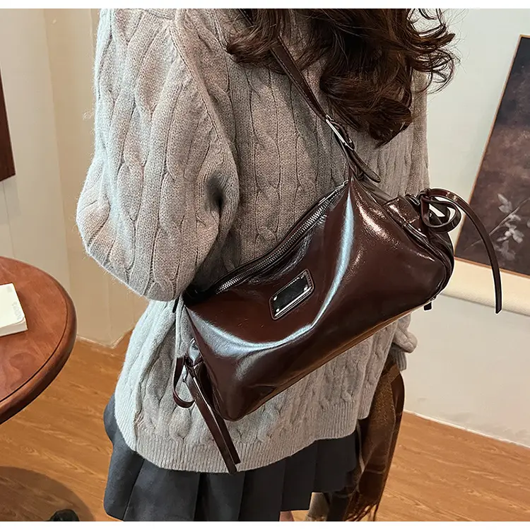 Women Crossbody Bag Black Leather 2026 New Model — feature 13