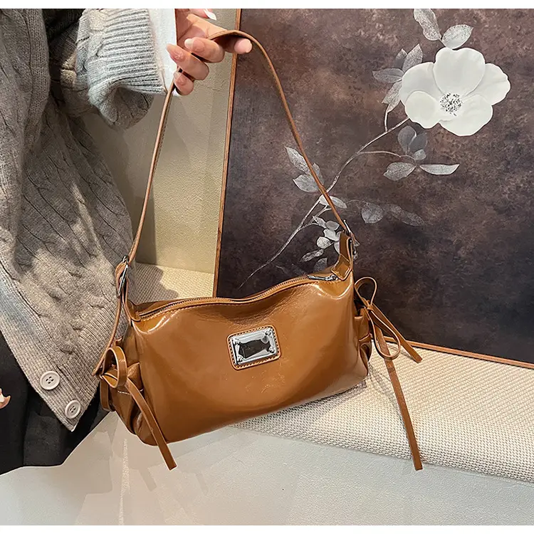 Women Crossbody Bag Black Leather 2026 New Model — feature 14