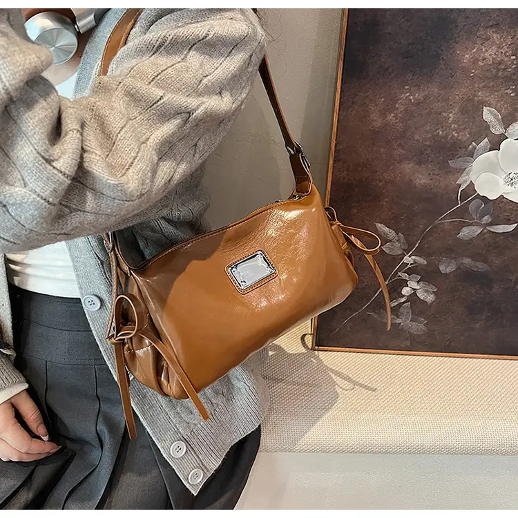 Women Crossbody Bag Black Leather 2026 New Model — feature 15