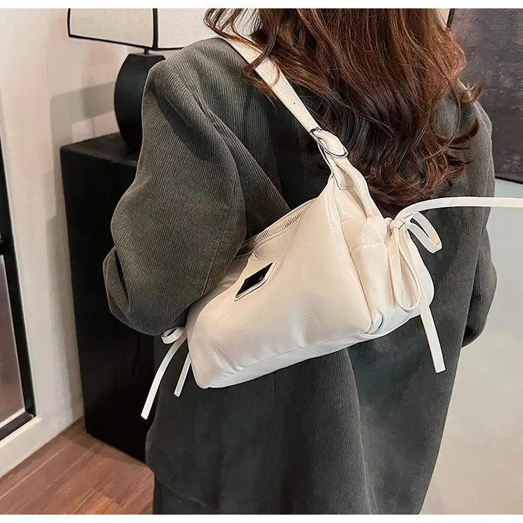 Women Crossbody Bag Black Leather 2026 New Model — feature 20