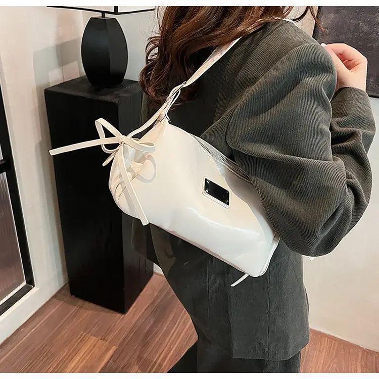 Women Crossbody Bag Black Leather 2026 New Model — feature 21
