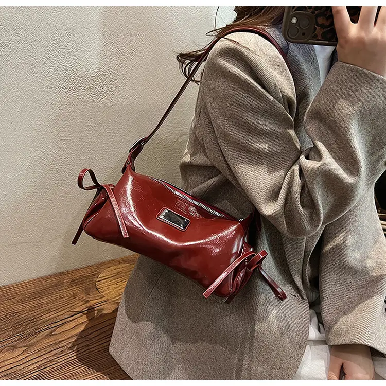 Women Crossbody Bag Black Leather 2026 New Model — feature 29
