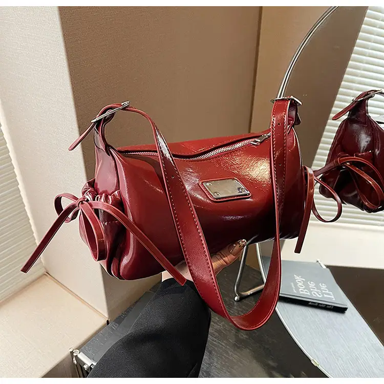 Women Crossbody Bag Black Leather 2026 New Model — feature 34