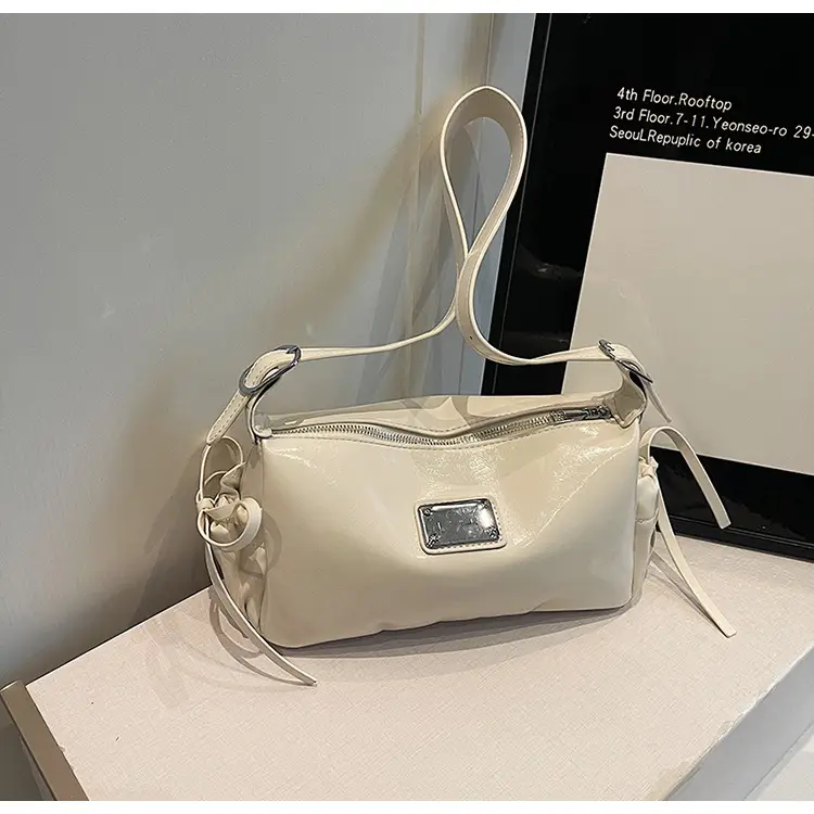 Women Crossbody Bag Black Leather 2026 New Model — feature 47