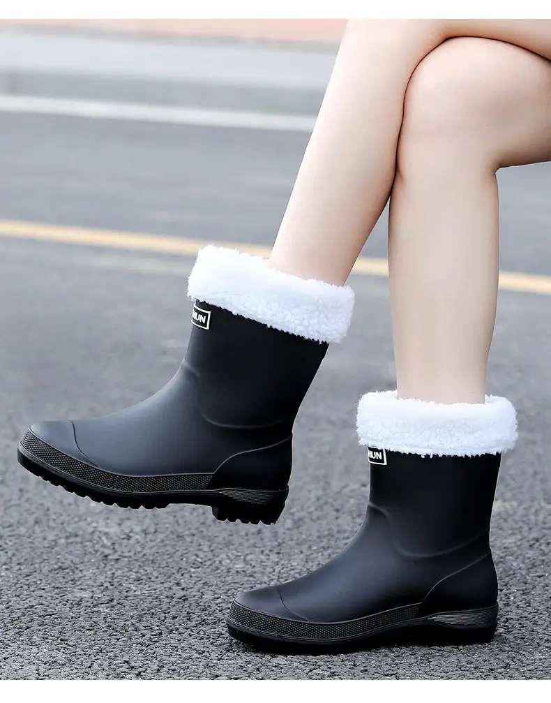 School Style Rain Shoes Women's Fashionable Outer Wear Non-slip Rain Boots Camping Fishing Waterproof Glue Shoes Cover fleece-lined Water Shoes for Women — feature 12