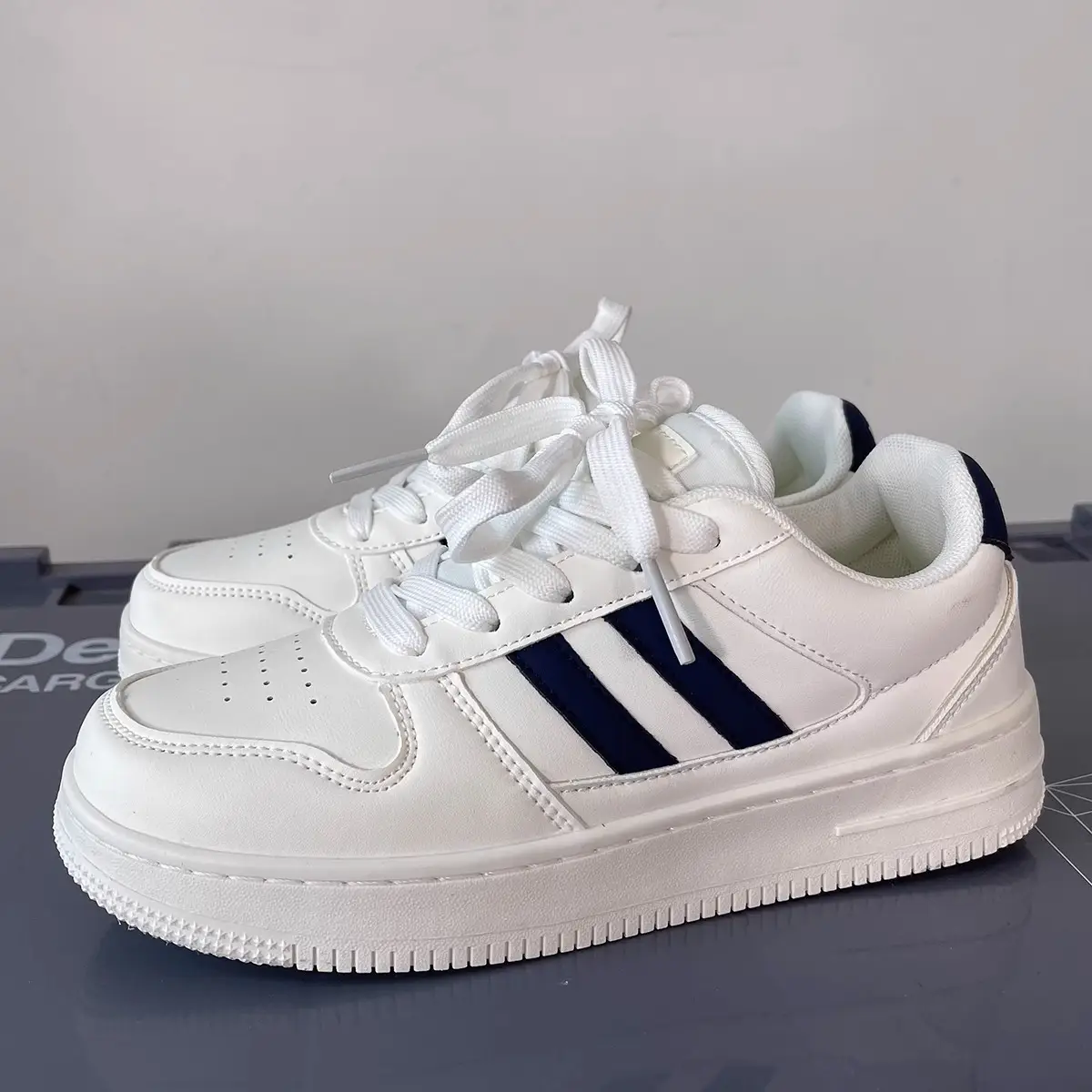 Women White Thick Sole Sports Shoes 2025 - Image 2