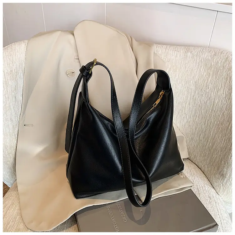 Large Capacity Brown Leather Shoulder Bag for Women — feature 14