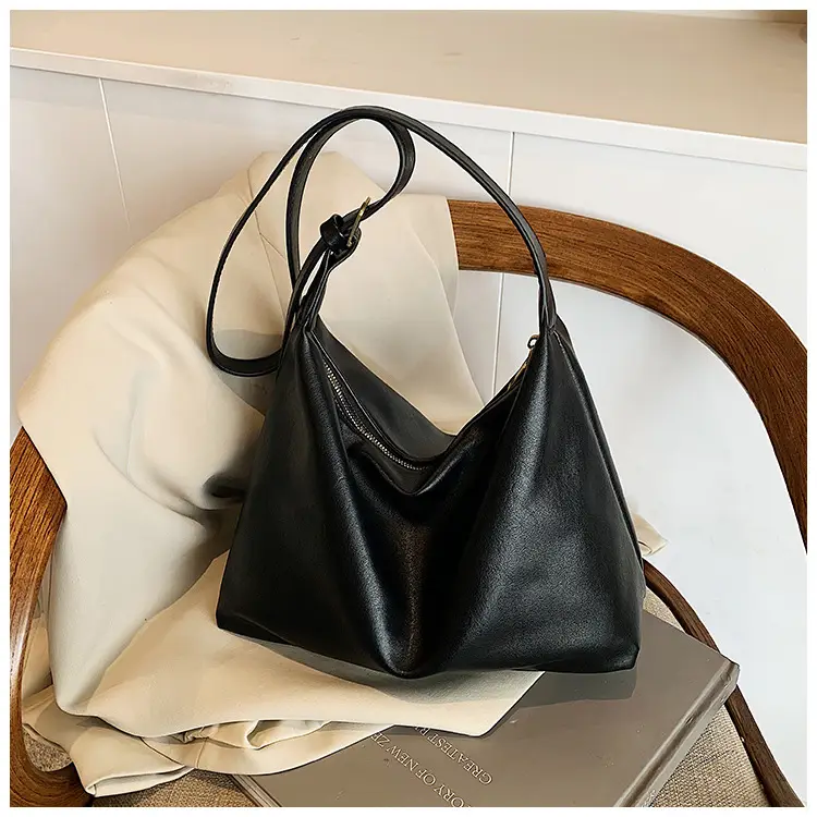 Large Capacity Brown Leather Shoulder Bag for Women — feature 15