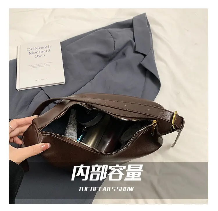 Large Capacity Brown Leather Shoulder Bag for Women — feature 4