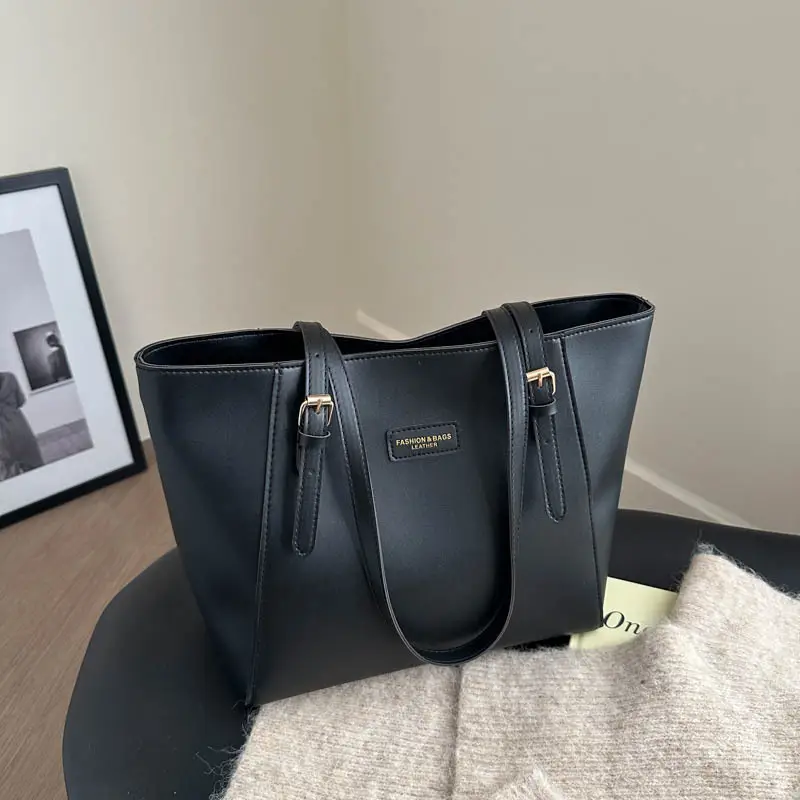 Women's Brown Leather Shoulder Bag 2024 Winter New Western Style - Image 6