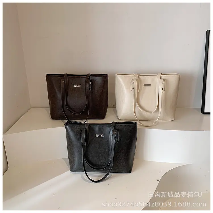 Brown Leather Tote Bag for Women Large Capacity Commuter Bag — feature 1