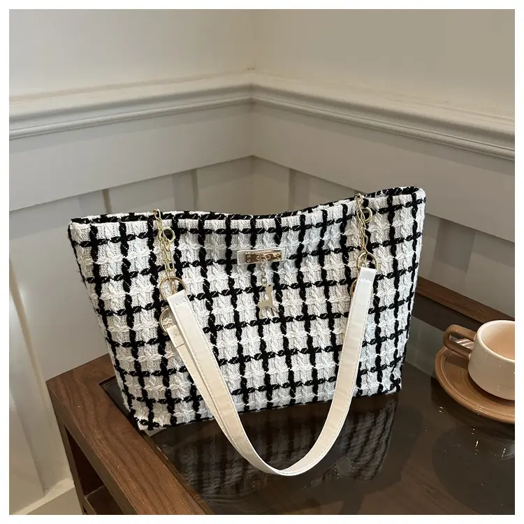 Korean Style Plaid Women's Shoulder Tote Bag Black White - Image 3