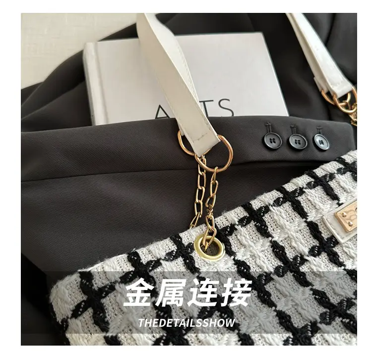 Korean Style Plaid Women's Shoulder Tote Bag Black White — feature 6