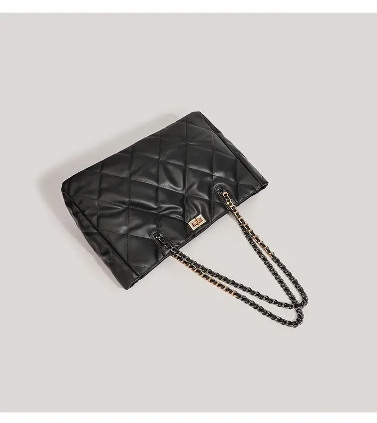 Black Quilted Chain Handbag for Women 2026 — feature 18
