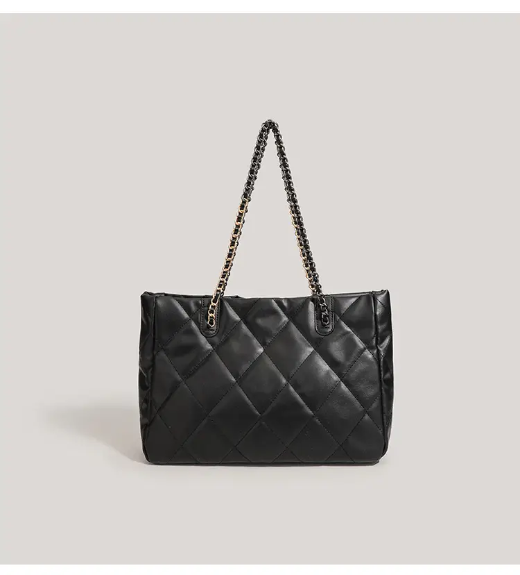 Black Quilted Chain Handbag for Women 2026 — feature 19