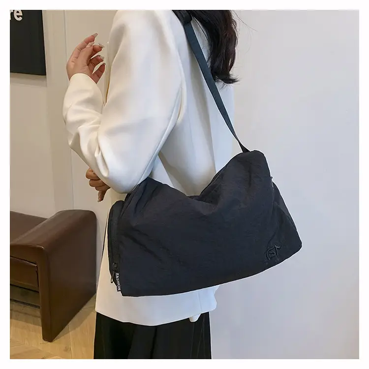 Women Large Capacity Shoulder Bag Black Beige Crossbody — feature 10