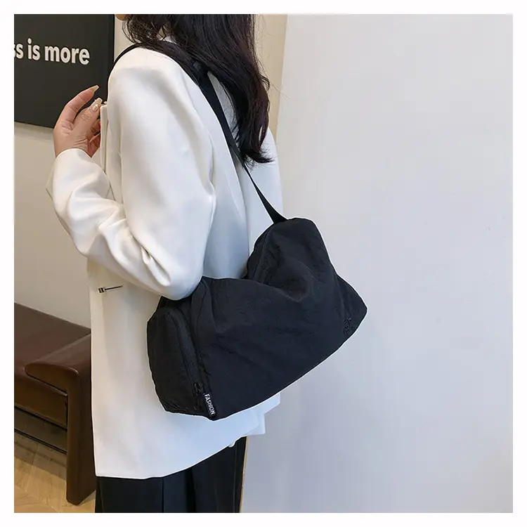 Women Large Capacity Shoulder Bag Black Beige Crossbody — feature 11