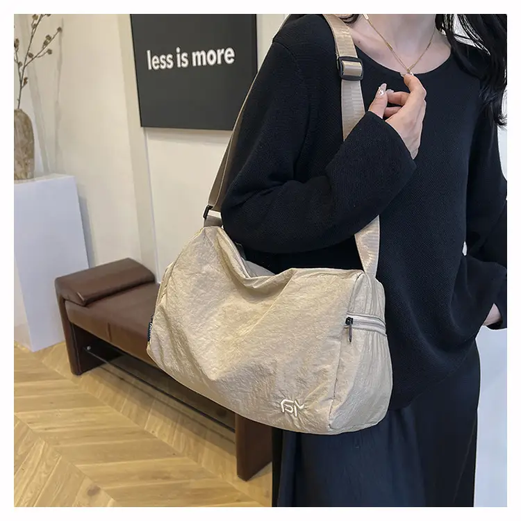 Women Large Capacity Shoulder Bag Black Beige Crossbody — feature 17