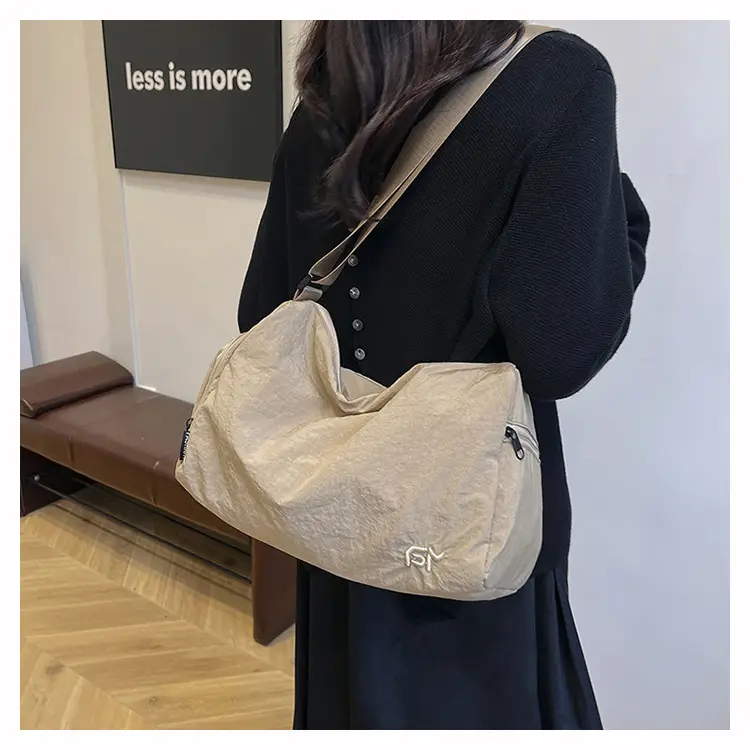 Women Large Capacity Shoulder Bag Black Beige Crossbody — feature 18