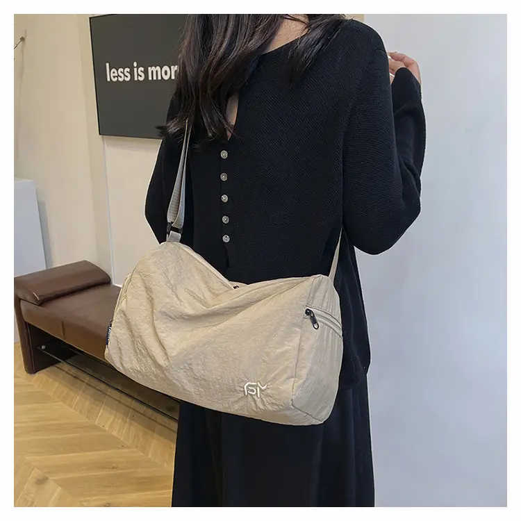 Women Large Capacity Shoulder Bag Black Beige Crossbody — feature 23