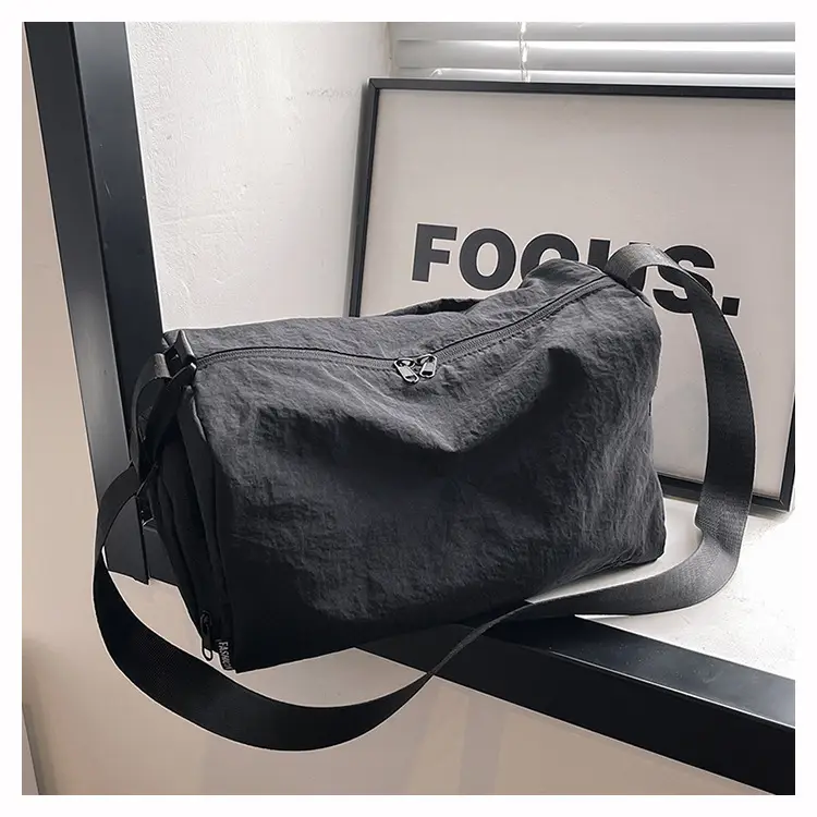 Women Large Capacity Shoulder Bag Black Beige Crossbody — feature 26