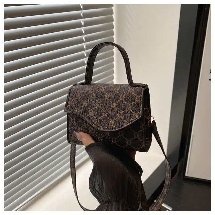 Women's Retro Crossbody Bag Brown GG Pattern 2024 — feature 11
