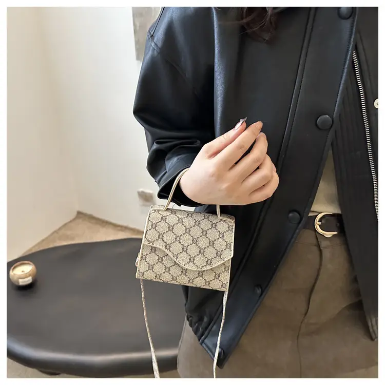 Women's Retro Crossbody Bag Brown GG Pattern 2024 — feature 14