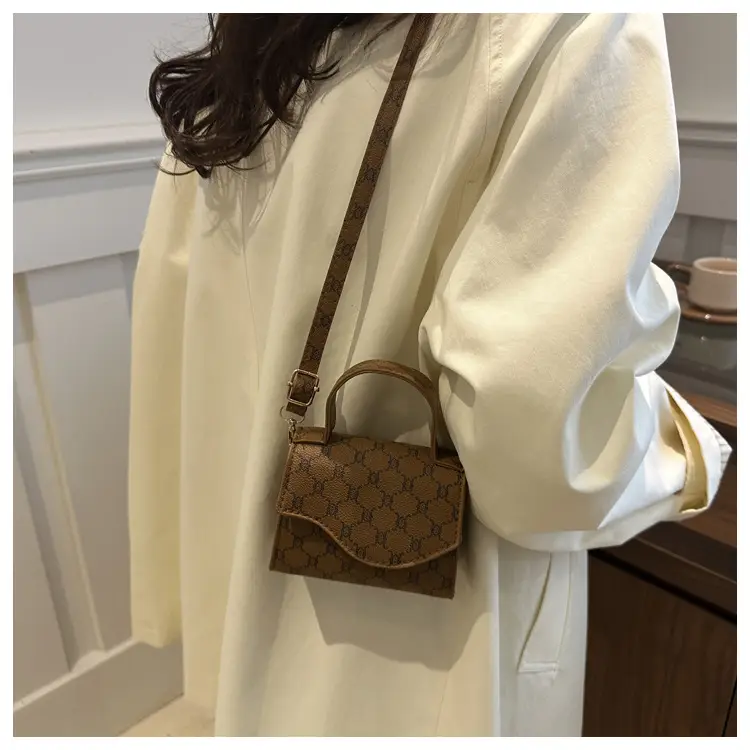Women's Retro Crossbody Bag Brown GG Pattern 2024 — feature 20