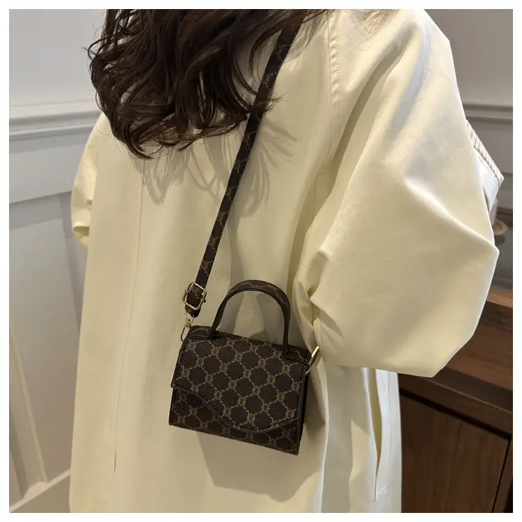 Women's Retro Crossbody Bag Brown GG Pattern 2024 — feature 24