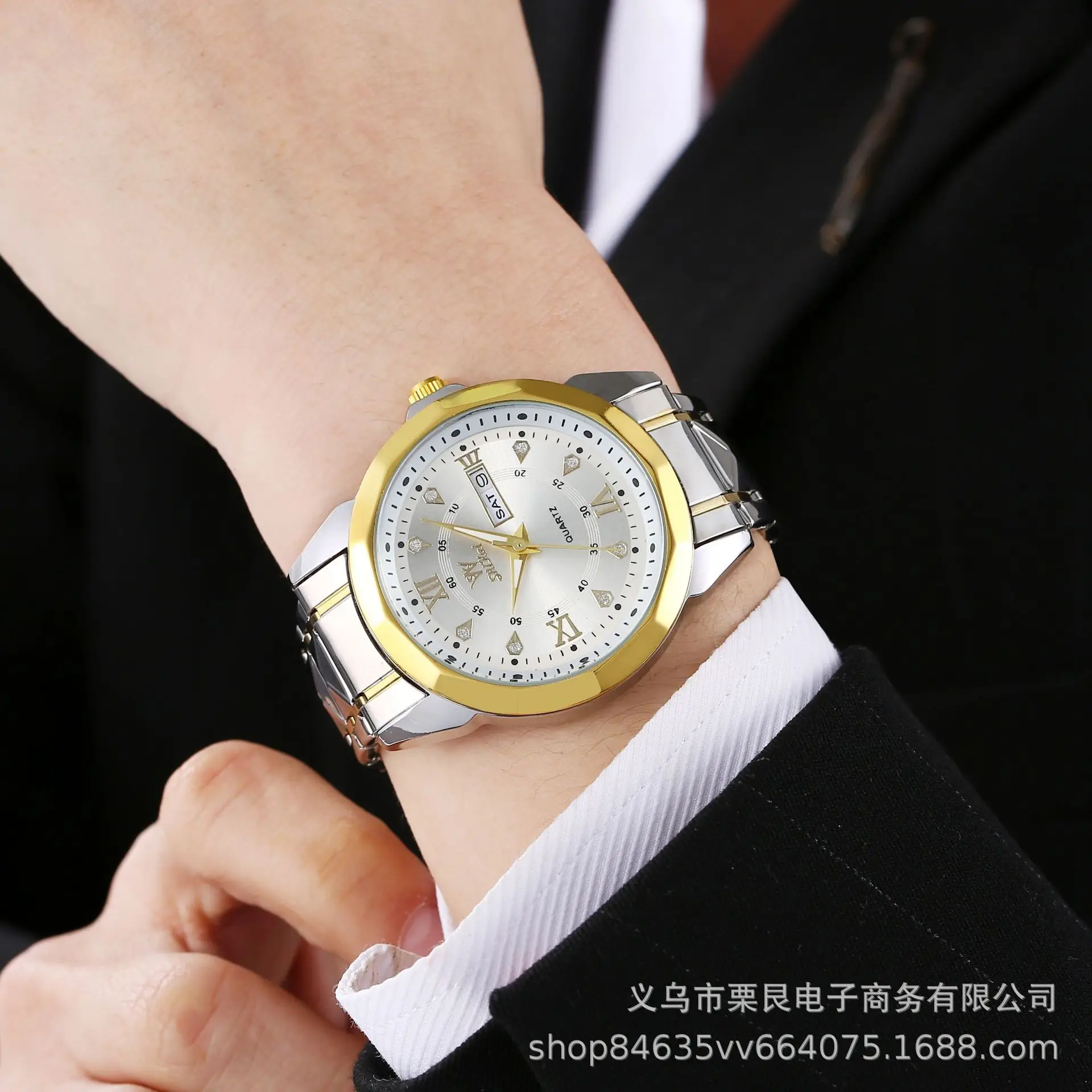 Men's Luminous Blue Quartz Watch with Steel Band - Image 7