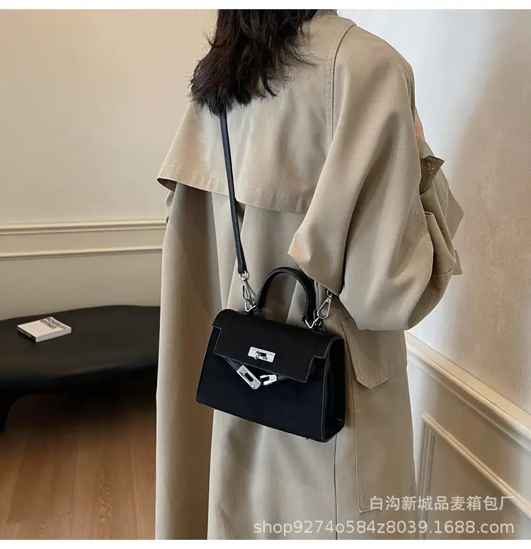Black Korean Style Shoulder Crossbody Bag for Women 2026 — feature 18