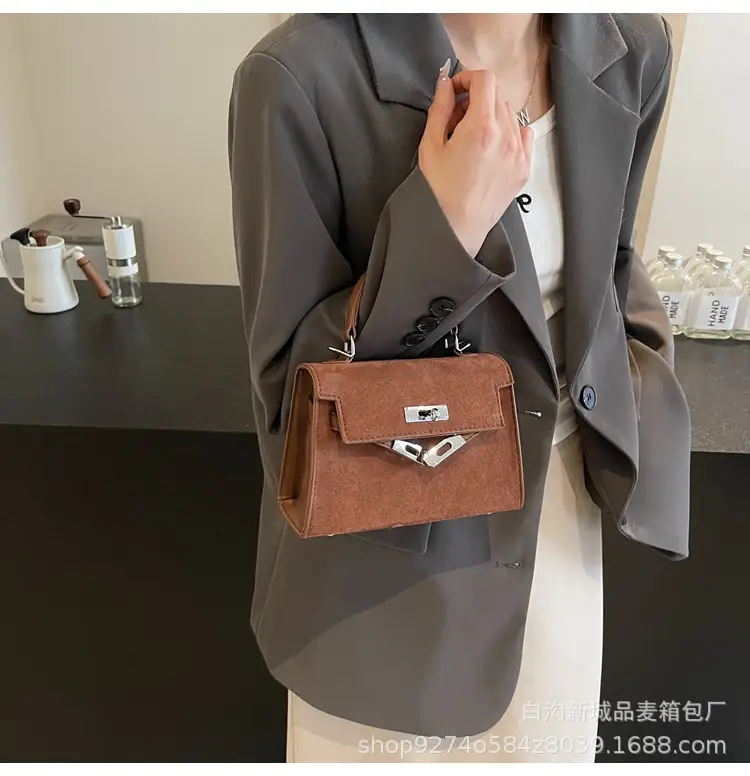 Black Korean Style Shoulder Crossbody Bag for Women 2026 — feature 24