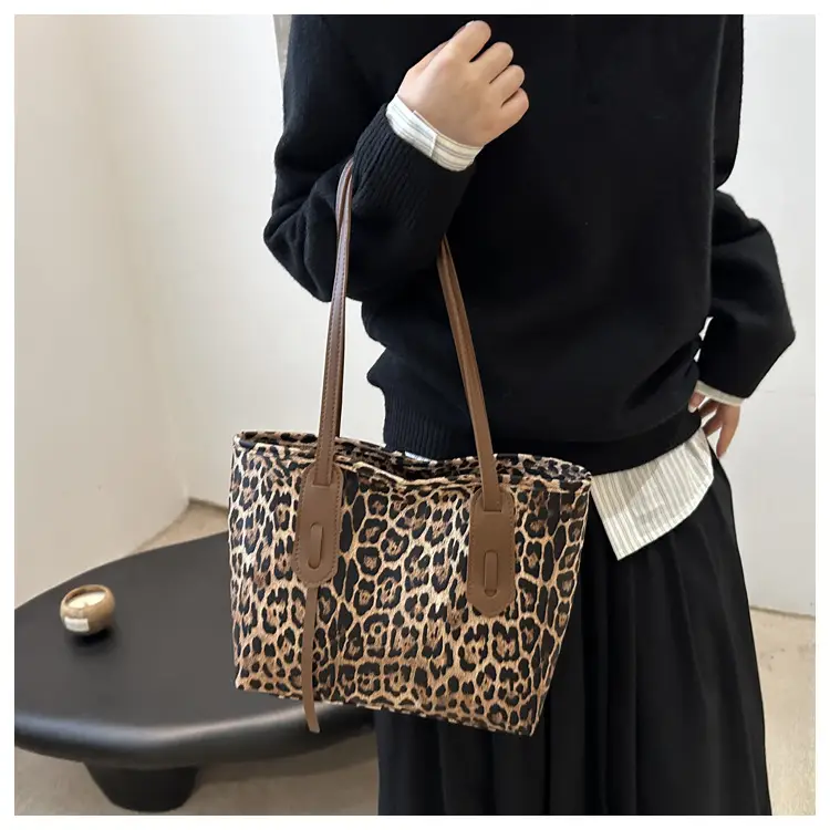 Leopard Print Large Capacity Women's Shoulder Bag — feature 13