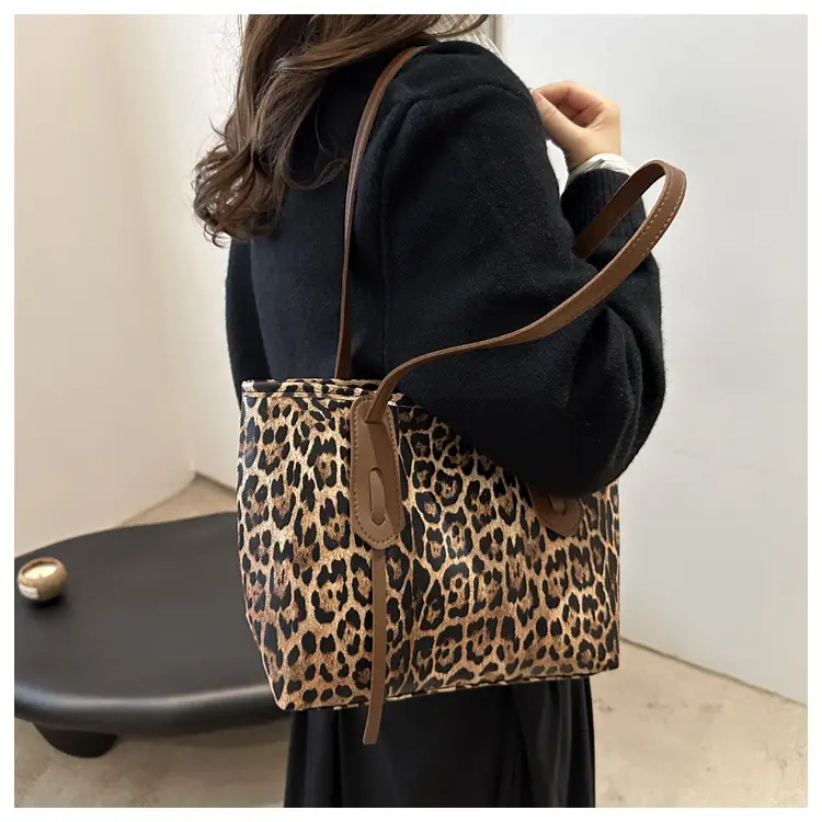Leopard Print Large Capacity Women's Shoulder Bag — feature 16