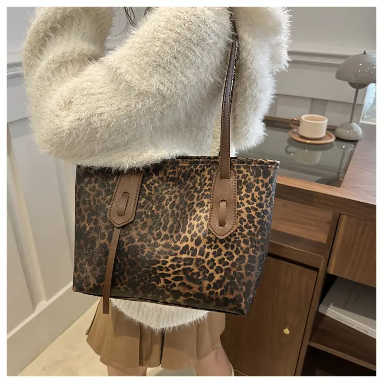 Leopard Print Large Capacity Women's Shoulder Bag — feature 23