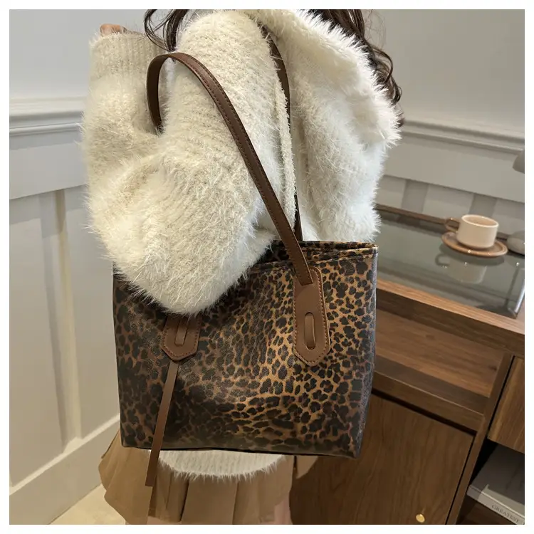 Leopard Print Large Capacity Women's Shoulder Bag — feature 25