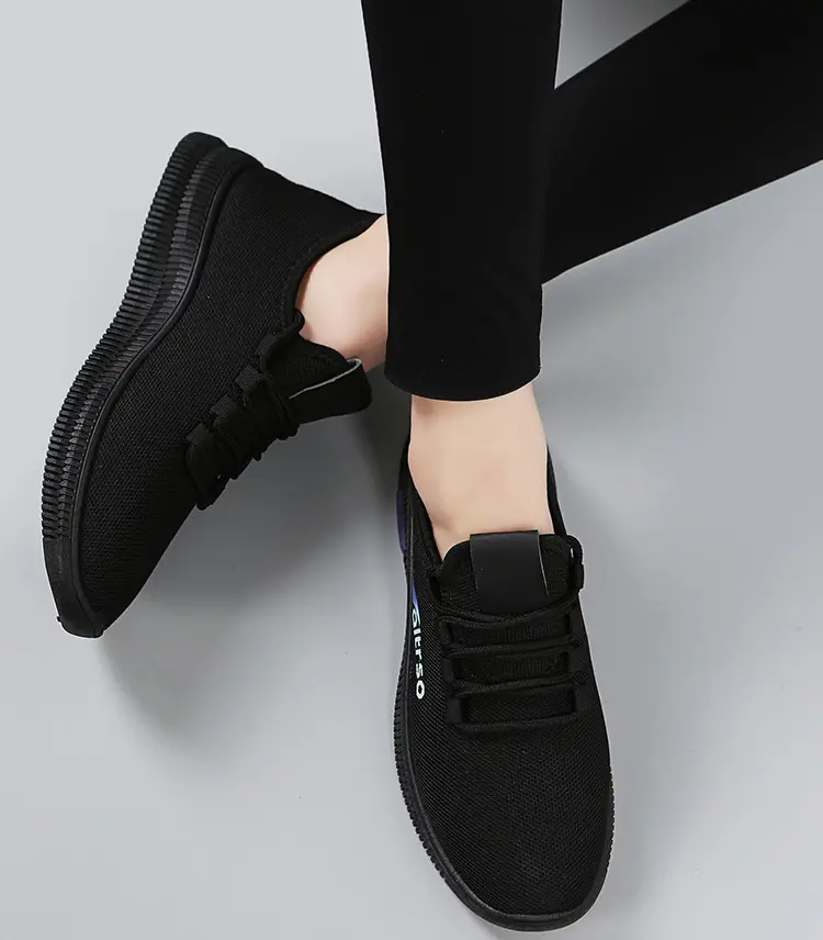 2026 Autumn New Versatile Casual Women's Shoes Running Sneakers All Black Work Shoes for Moms Soft Sole Dance Shoes — feature 14