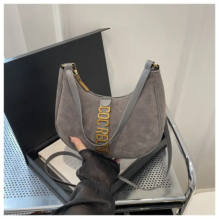 Suede Messenger Bag Vintage Letter Black 2024 — feature 9