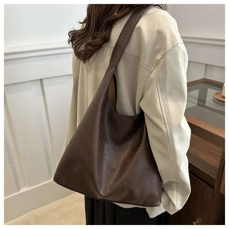Vintage Brown Leather Shoulder Bag for Women — feature 19