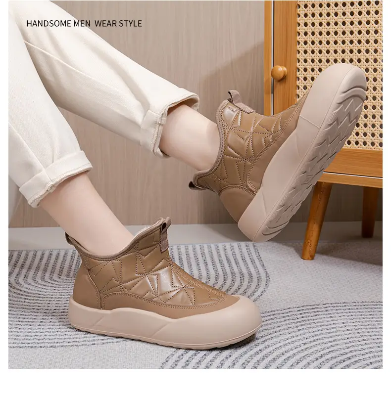 2025 Winter New Old Beijing Cotton Shoes Women's Velvet Thickened Anti-Ski Boots Slip-On Casual Warm Cotton Boots — feature 13