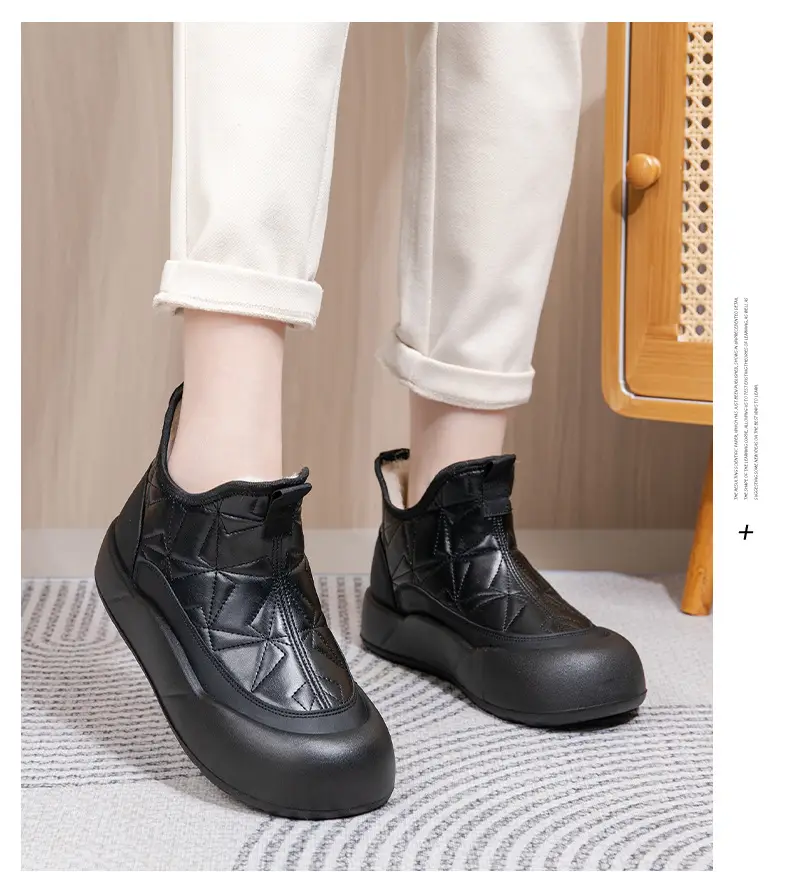 2025 Winter New Old Beijing Cotton Shoes Women's Velvet Thickened Anti-Ski Boots Slip-On Casual Warm Cotton Boots — feature 20