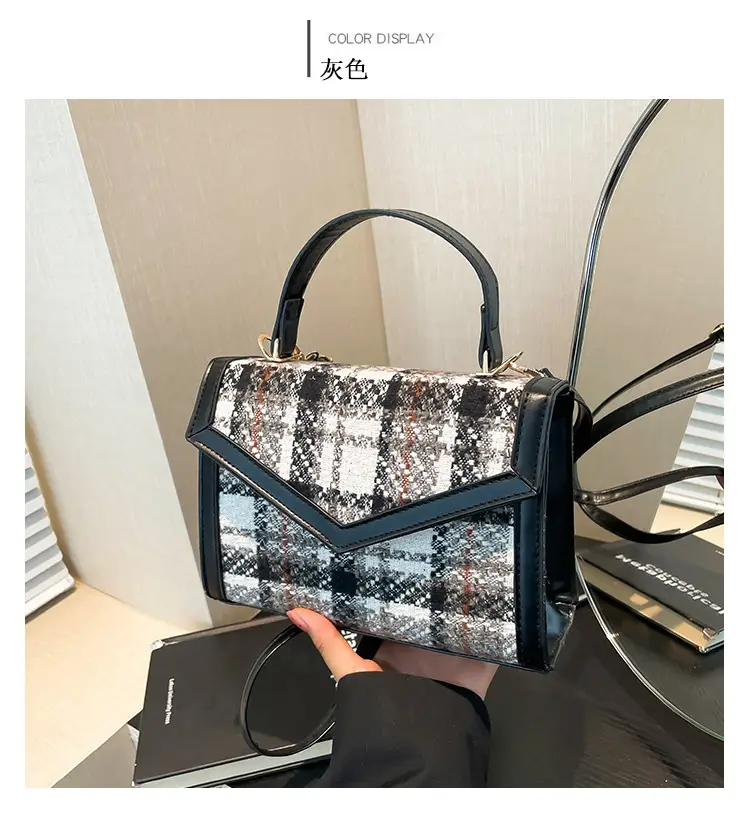 Retro Plaid Shoulder Bag 2024 Autumn Fashion — feature 11