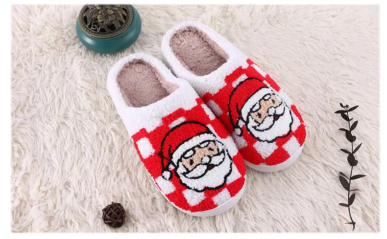 Cross-Border New Red Santa Claus Winter Thickened Cotton Slippers, Christmas Atmosphere Thickened Plush Home Slippers — feature 8