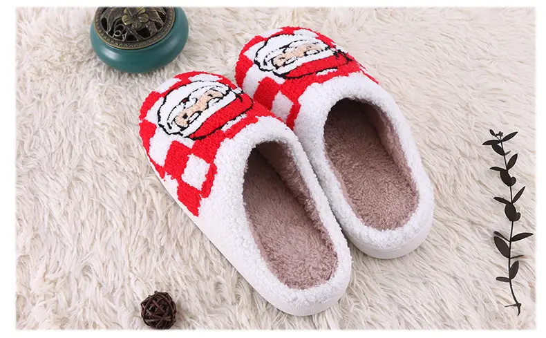 Cross-Border New Red Santa Claus Winter Thickened Cotton Slippers, Christmas Atmosphere Thickened Plush Home Slippers — feature 9