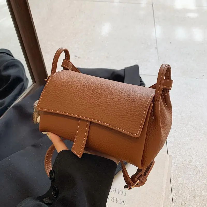 Small Square Black Leather Shoulder Bag for Women - Image 11