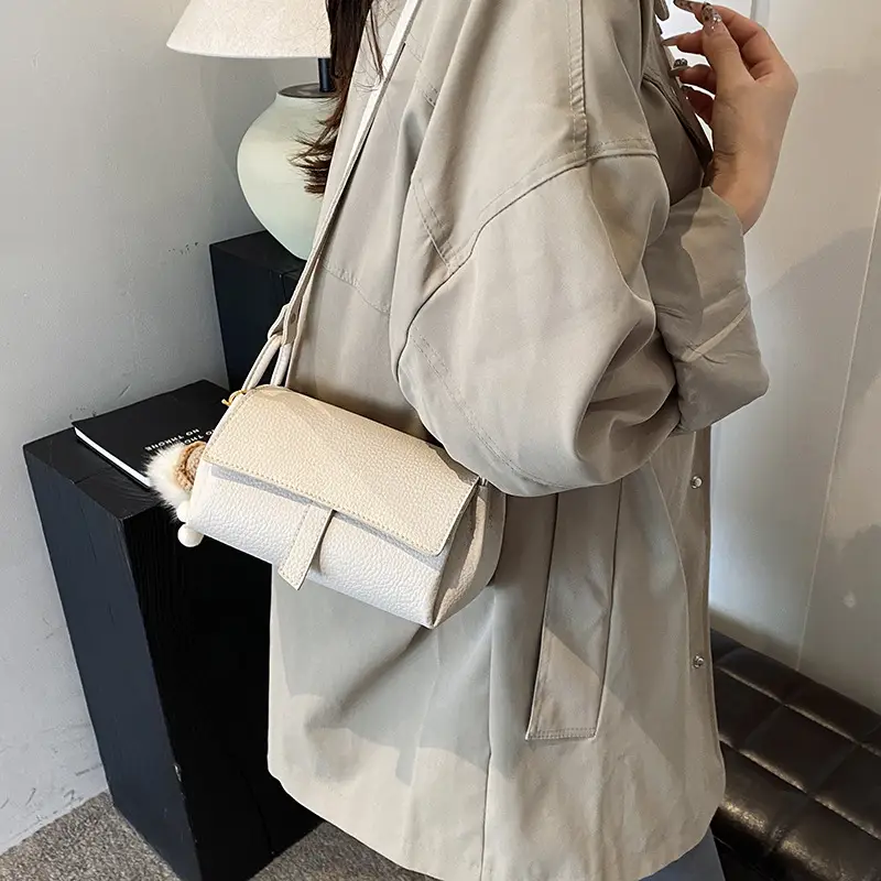 Small Square Black Leather Shoulder Bag for Women - Image 12
