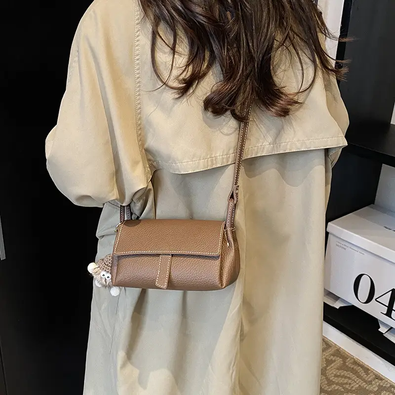 Small Square Black Leather Shoulder Bag for Women - Image 13