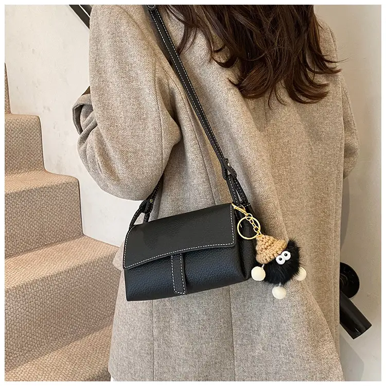 Small Square Black Leather Shoulder Bag for Women — feature 33