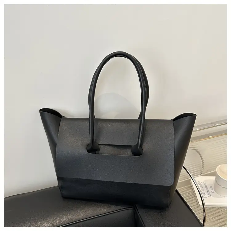White Large Capacity Shoulder Bag for Women — feature 8